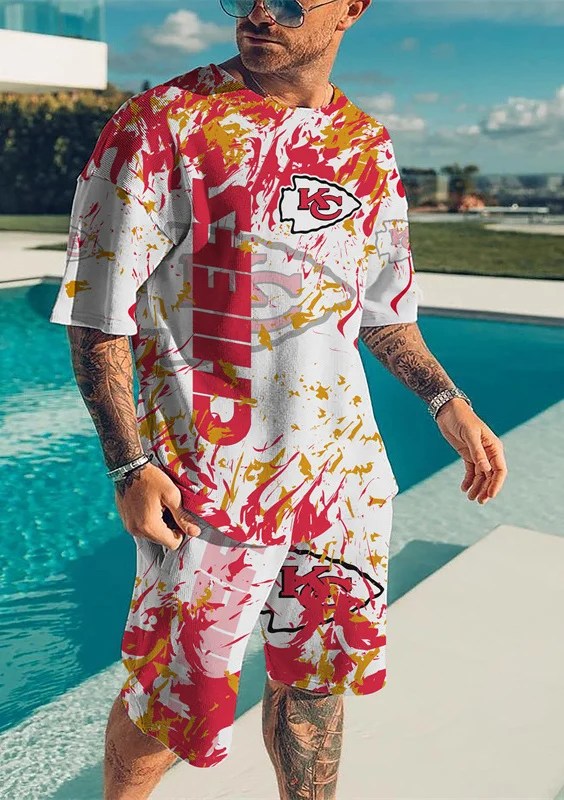 Kansas City Chiefs T-shirt and Shorts