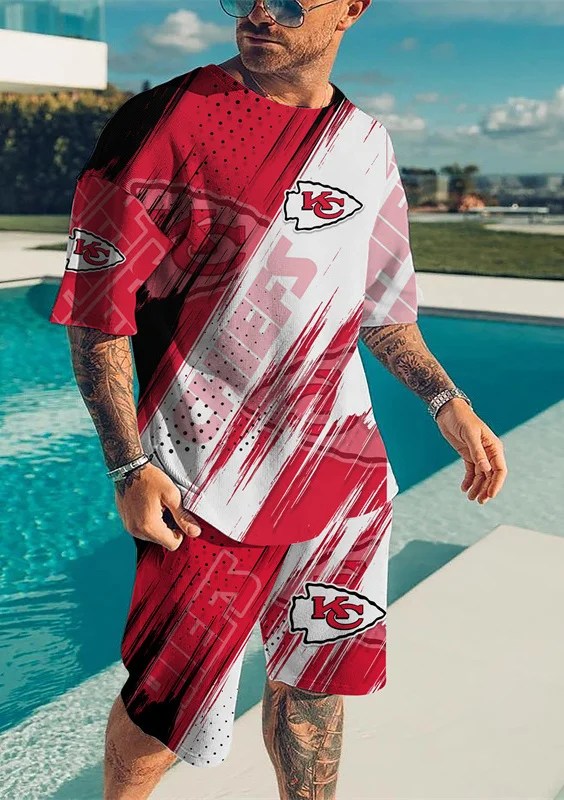 Kansas City Chiefs T-shirt and Shorts