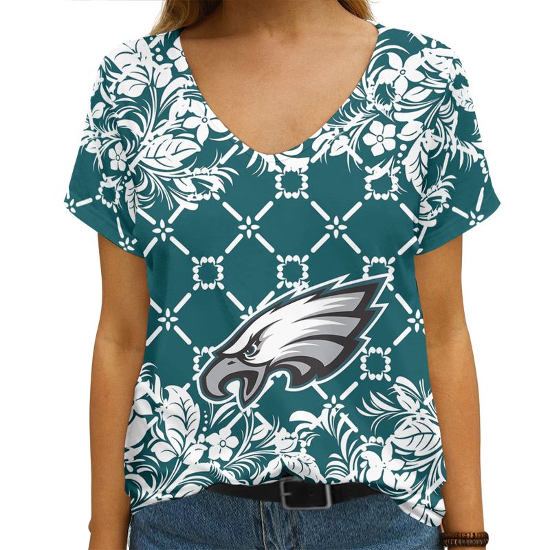 Philadelphia Eagles Women's V-neck T-shirt