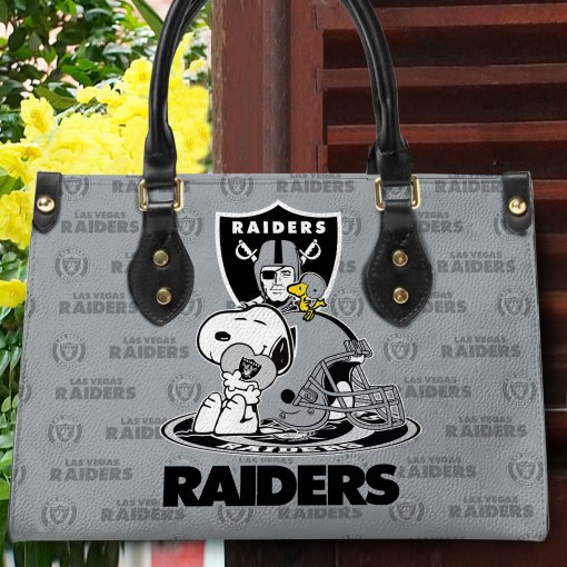 Las Vegas Raiders Hand Bag Detail