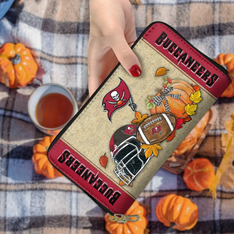 Tampa Bay Buccaneers Women Zip Around Wallet