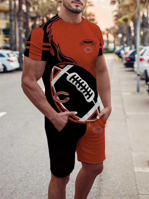 Chicago Bears T-Shirt and Shorts