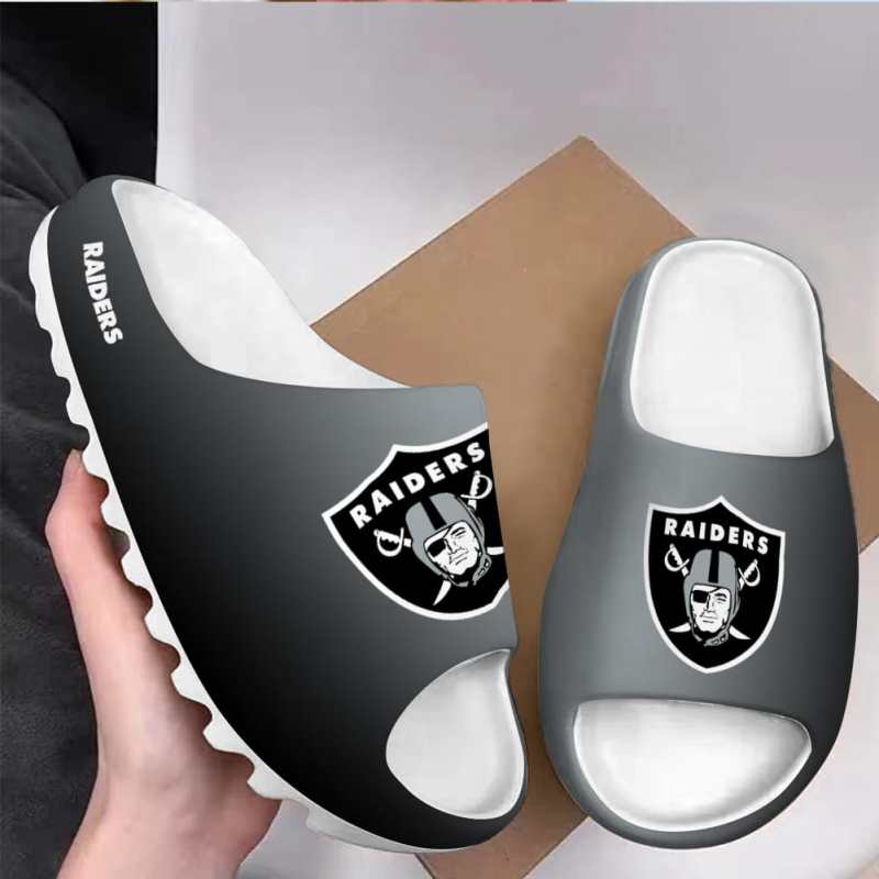 Las Vegas Raiders Yeezy Slippers Design