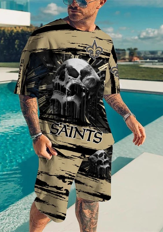 New Orleans Saints T-Shirt and Shorts