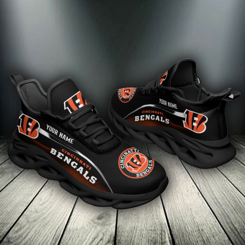 Comfortable Yezy Sneakers