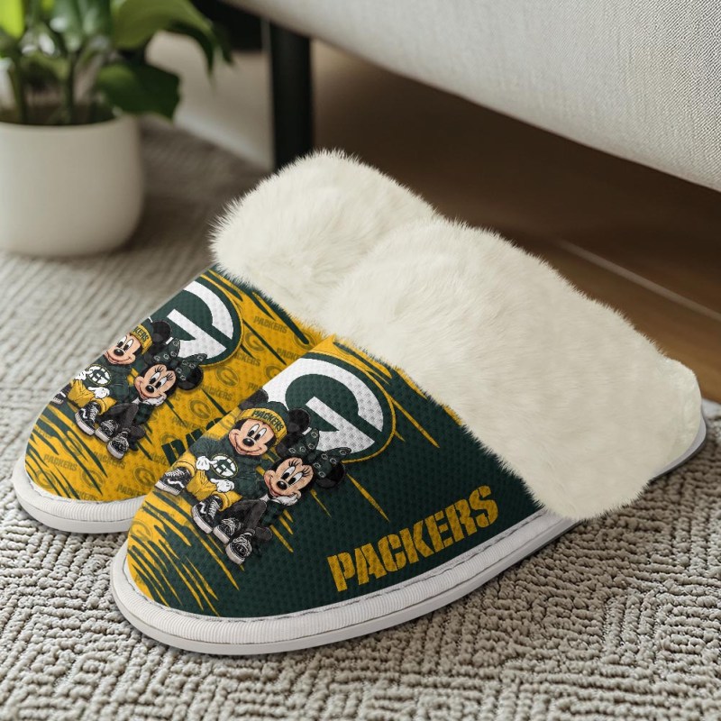 Green Bay Packers Fuzzy Slippers