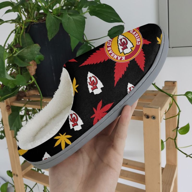 Kansas City Chiefs Slipper Size Chart