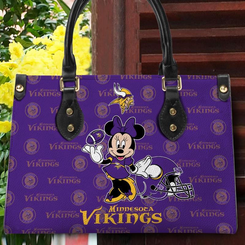 Minnesota Vikings Personalized Leather Hand Bag Mockup 2