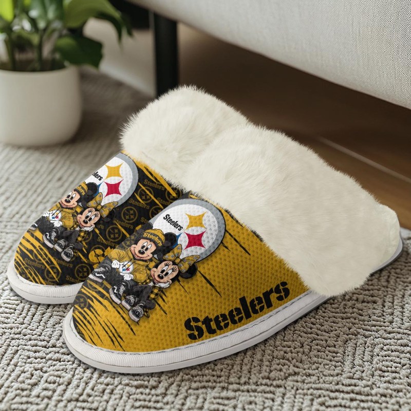 Pittsburgh Steelers Fuzzy Slippers