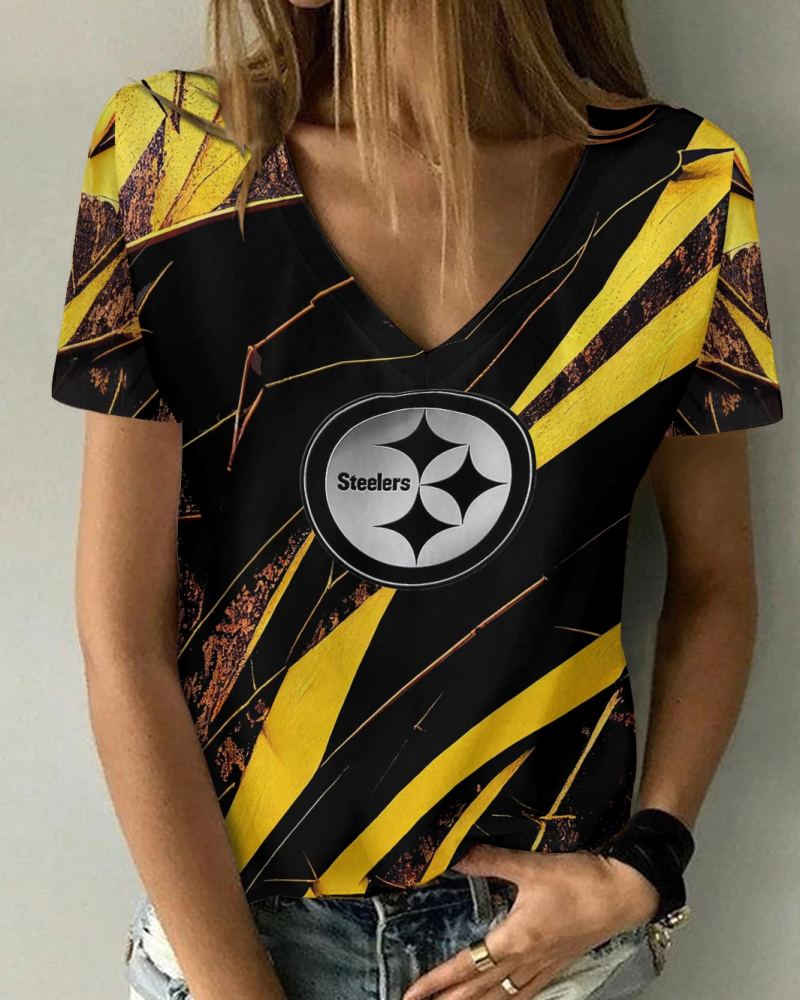 Pittsburgh Steelers V-neck T-shirt Image 1