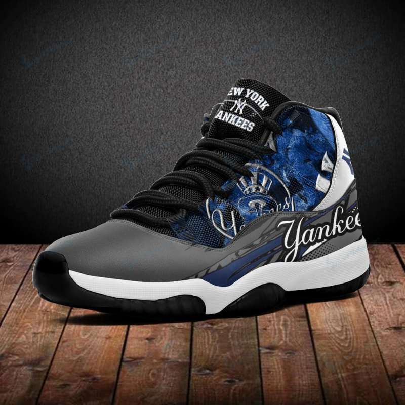 New York Yankees AJD11 Sneakers BG59 Side View