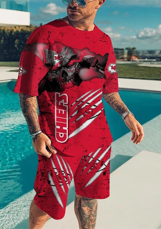 Kansas City Chiefs T-Shirt and Shorts