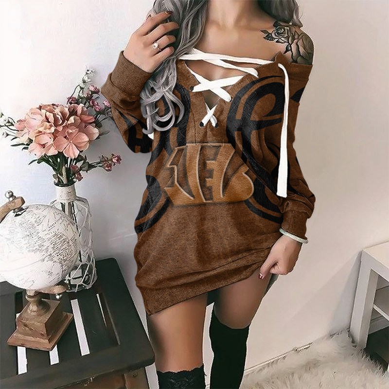Cincinnati Bengals Lace-Up Sweatshirt Front View