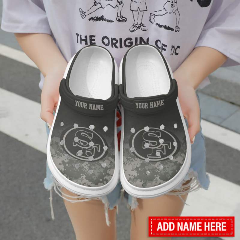 San Francisco 49ers Personalized Clog Image 1