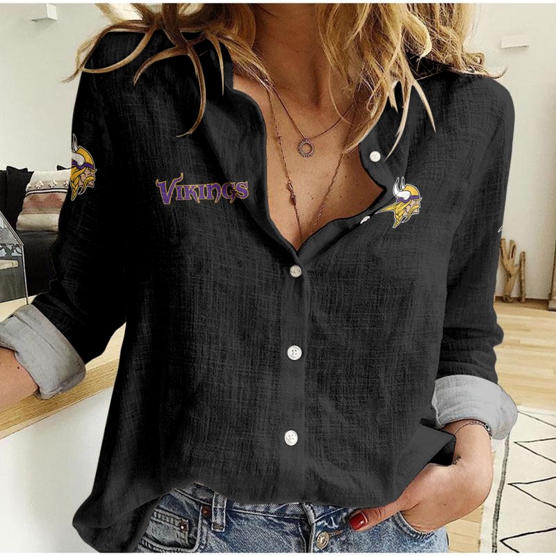 Minnesota Vikings Woman Shirt Side