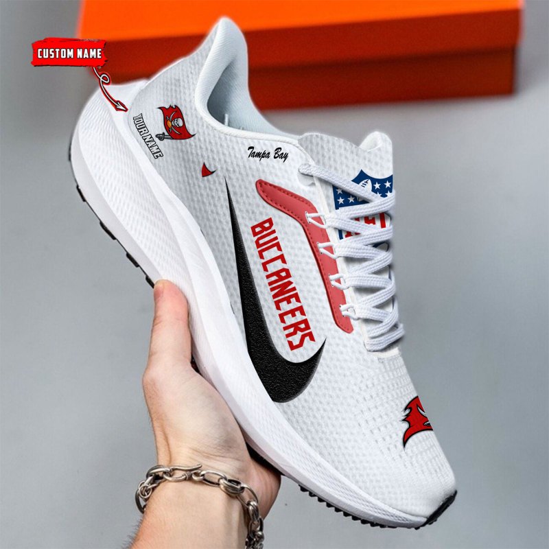 Tampa Bay Buccaneers Lightweight Patch Decor Running Shoes
