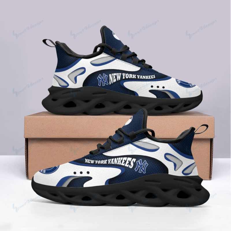 New York Yankees Yezy Running Sneakers View 1