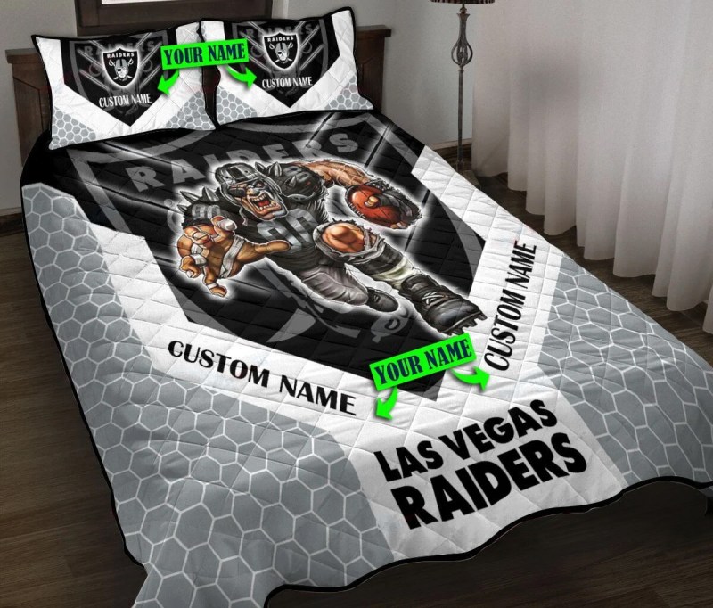 Las Vegas Raiders Personalized Quilt Set