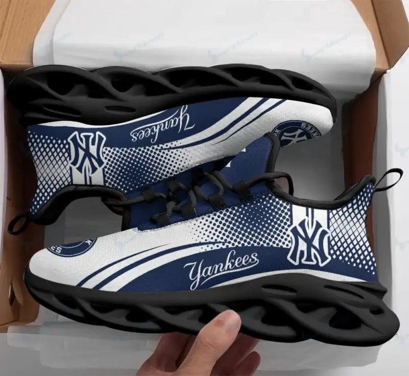 New York Yankees Yezy Running Sneakers