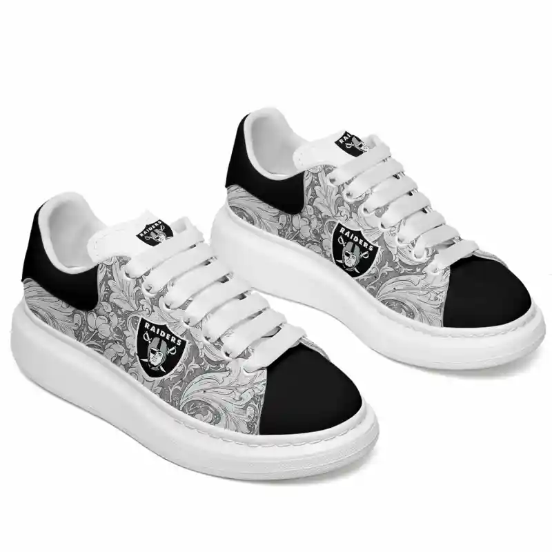 Las Vegas Raiders MQ Sneakers Detail