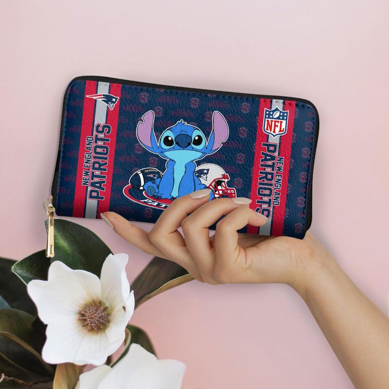 Mockup of New England Patriots Wallet