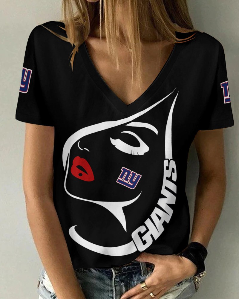 Stylish New York Giants Women's T-shirt