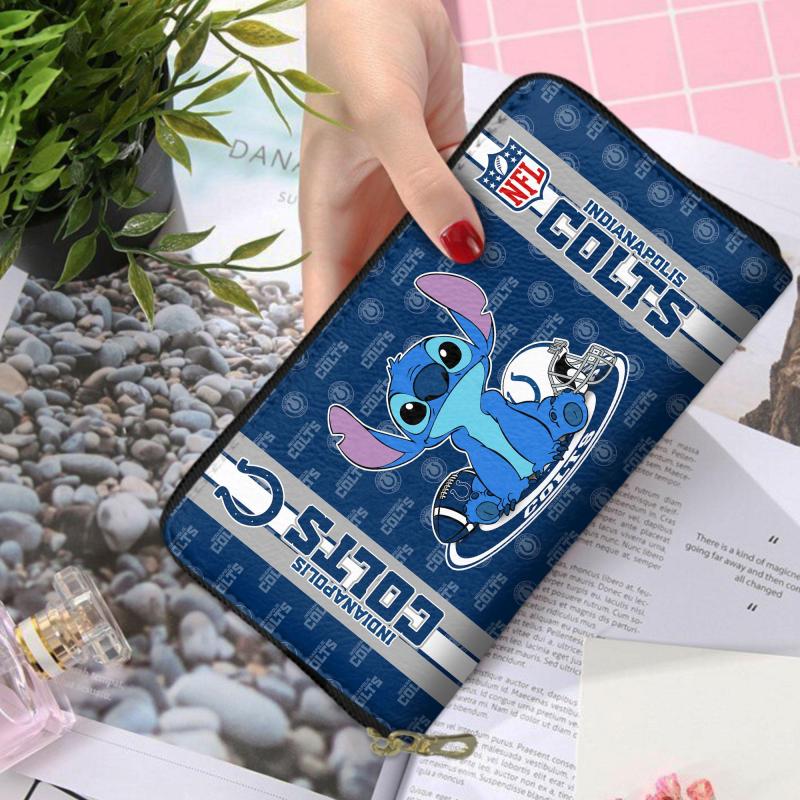 NFL Colts Wallet Features