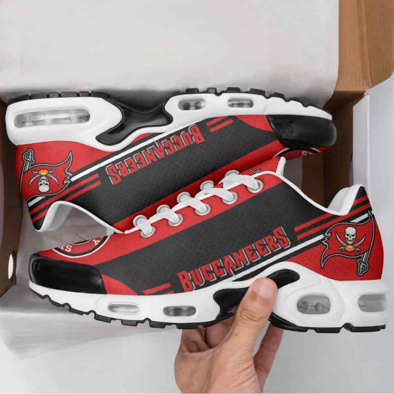 Tampa Bay Buccaneers Plus T-N Youth Sneakers