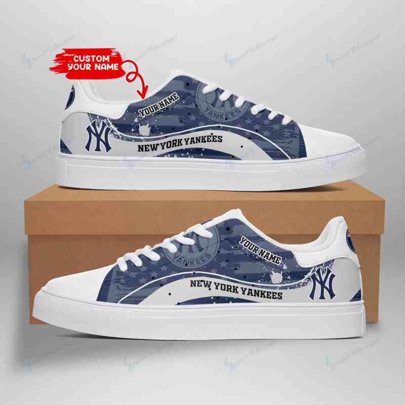 New York Yankees Personalized Sneakers