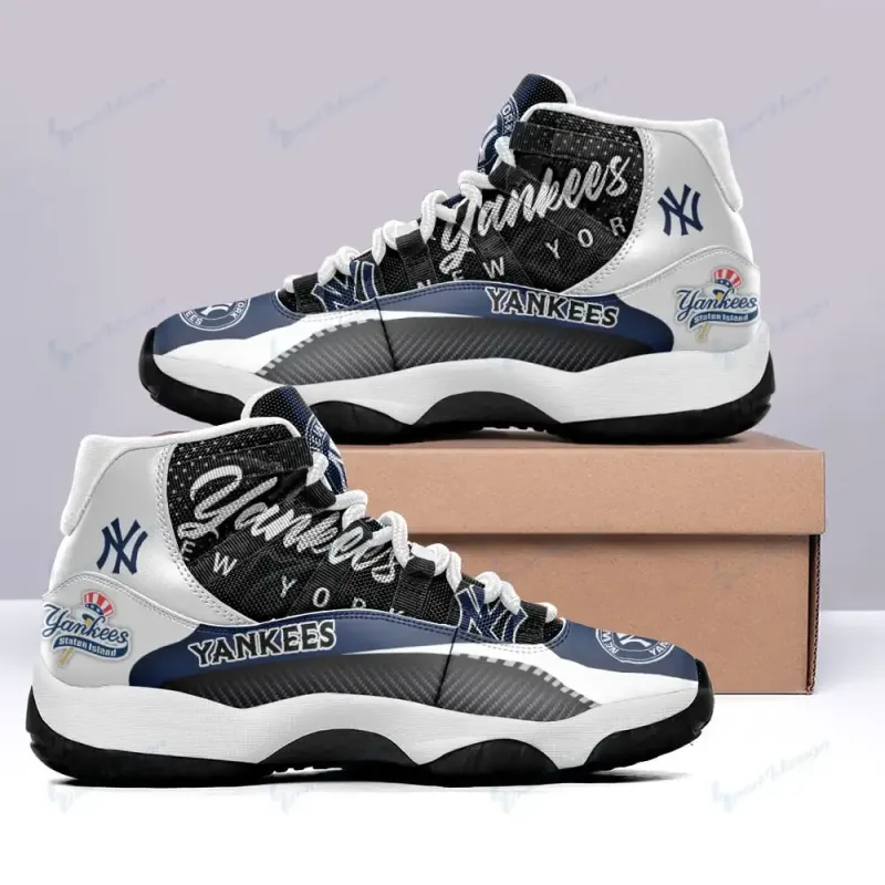 New York Yankees AJD11 Sneakers Image 3