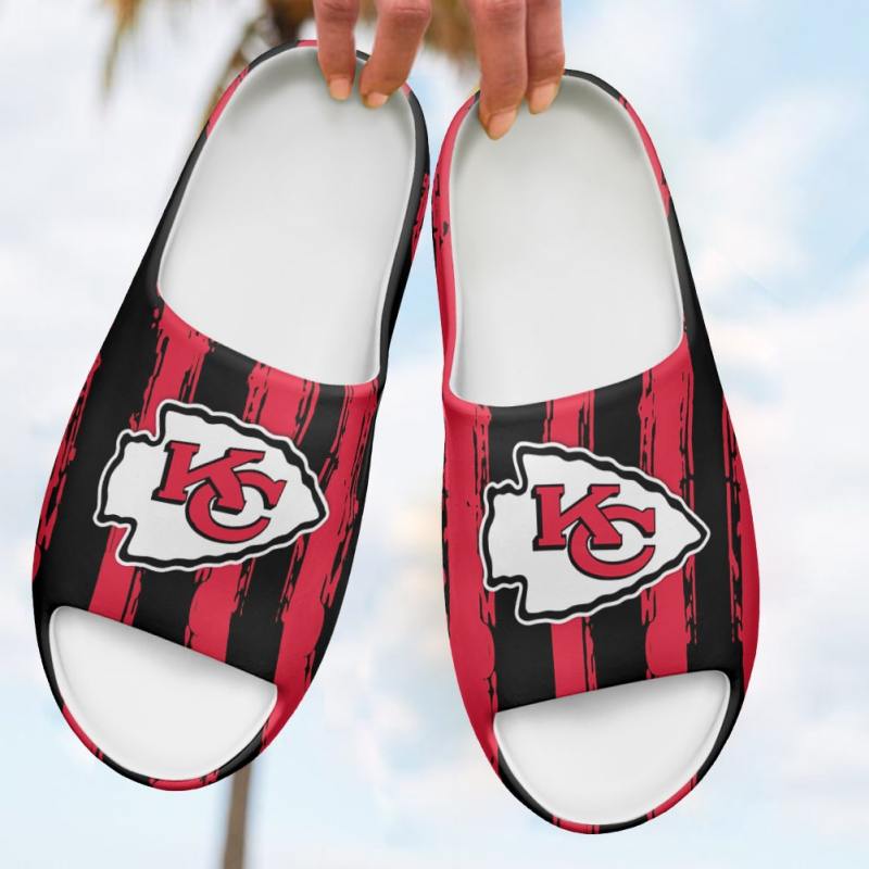 Kansas City Chiefs Yeezy Slippers