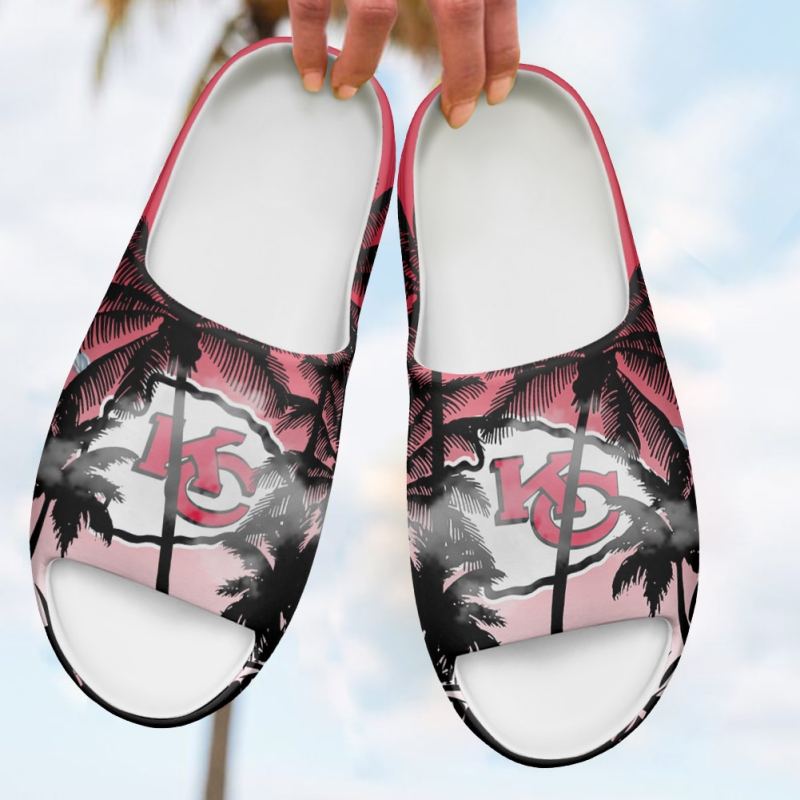 Kansas City Chiefs Yeezy Slippers