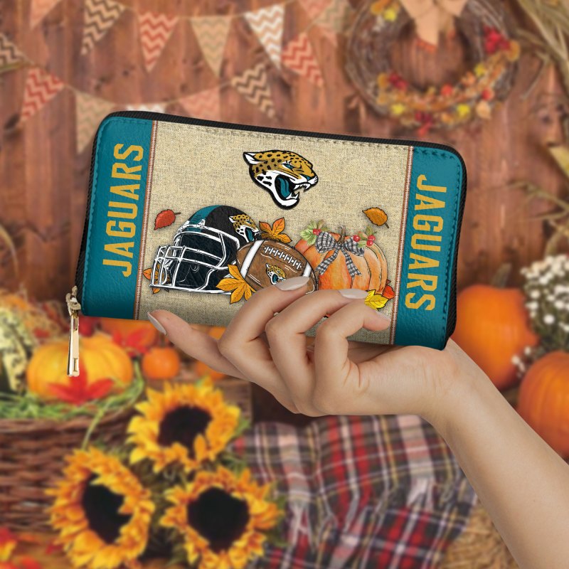 Kansas City Chiefs Zip Around Wallet in Hand