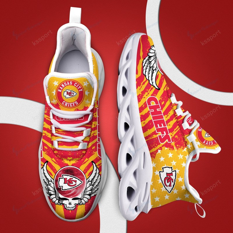 Kansas City Chiefs Yeezy Running Sneakers Front View