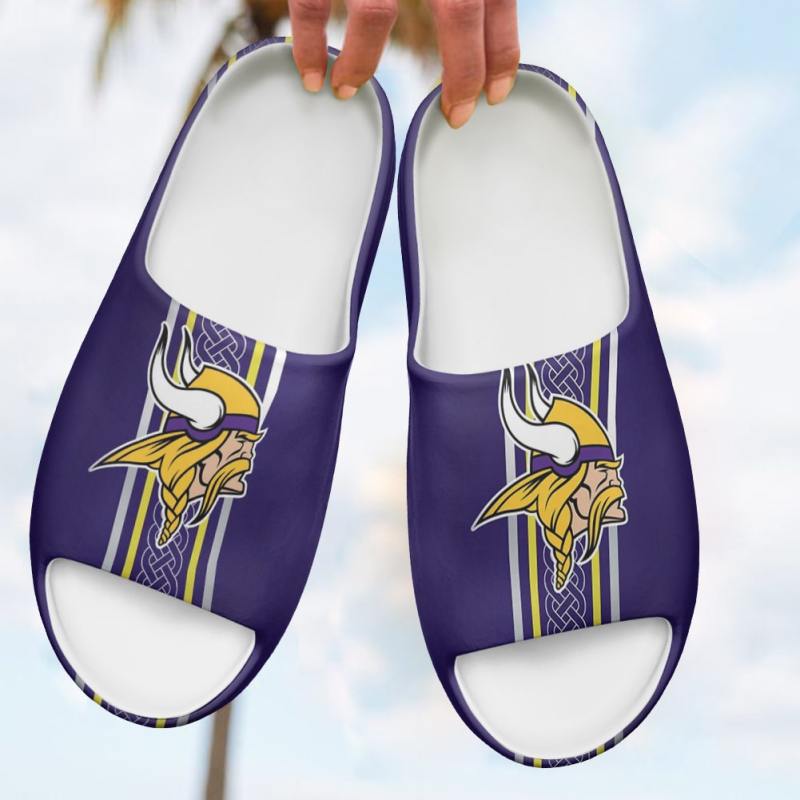Minnesota Vikings Yeezy Slippers