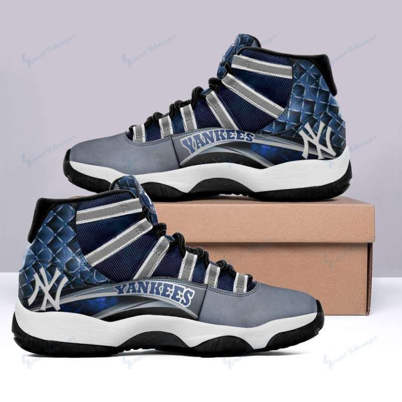 New York Yankees Personalized AJD11 Sneakers Image 1