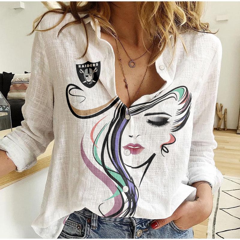 Las Vegas Raiders Women's Shirt Image 2