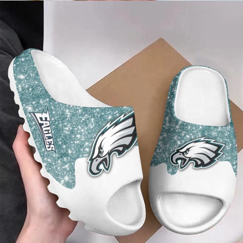 Philadelphia Eagles Yeezy Slippers back view