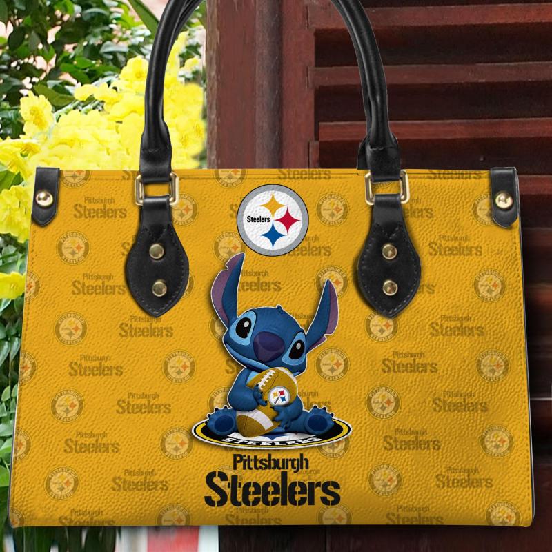 Pittsburgh Steelers Hand Bag Mockup 3