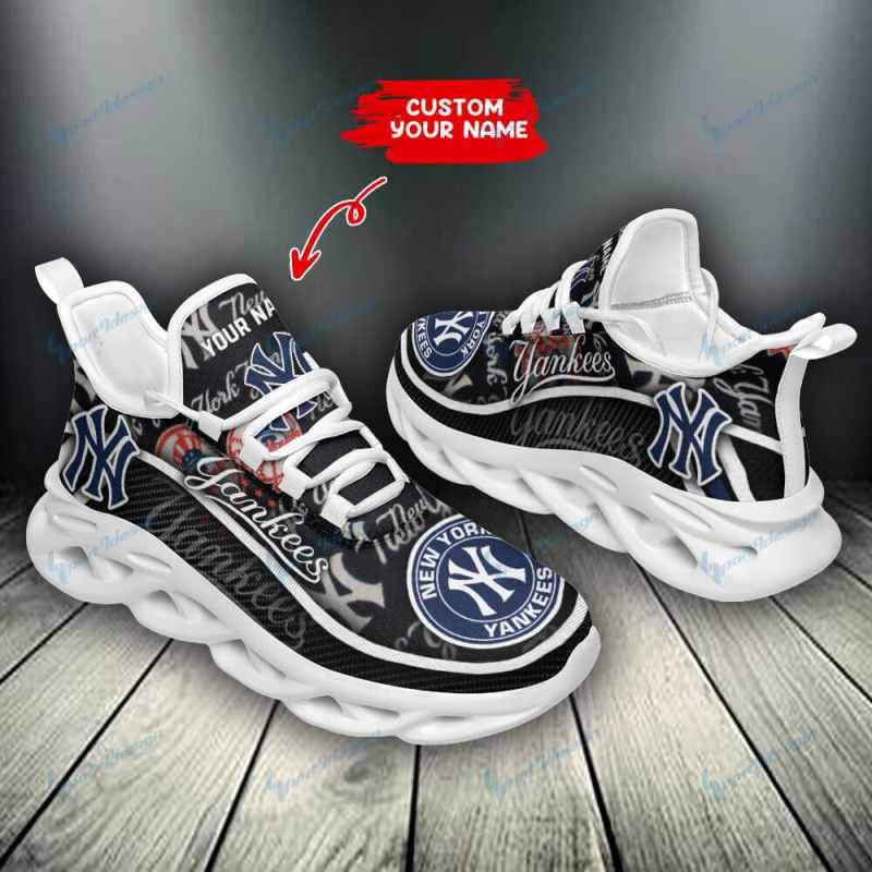 New York Yankees Yezy Running Sneakers