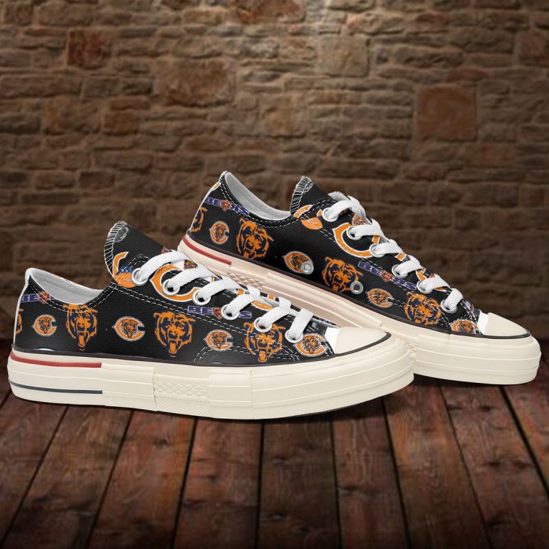 Chicago Bears New Low Top Canvas Shoes Front View