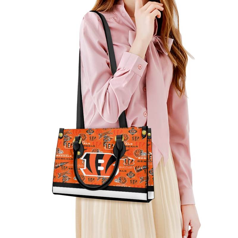 Cincinnati Bengals Hand Bag Lifestyle