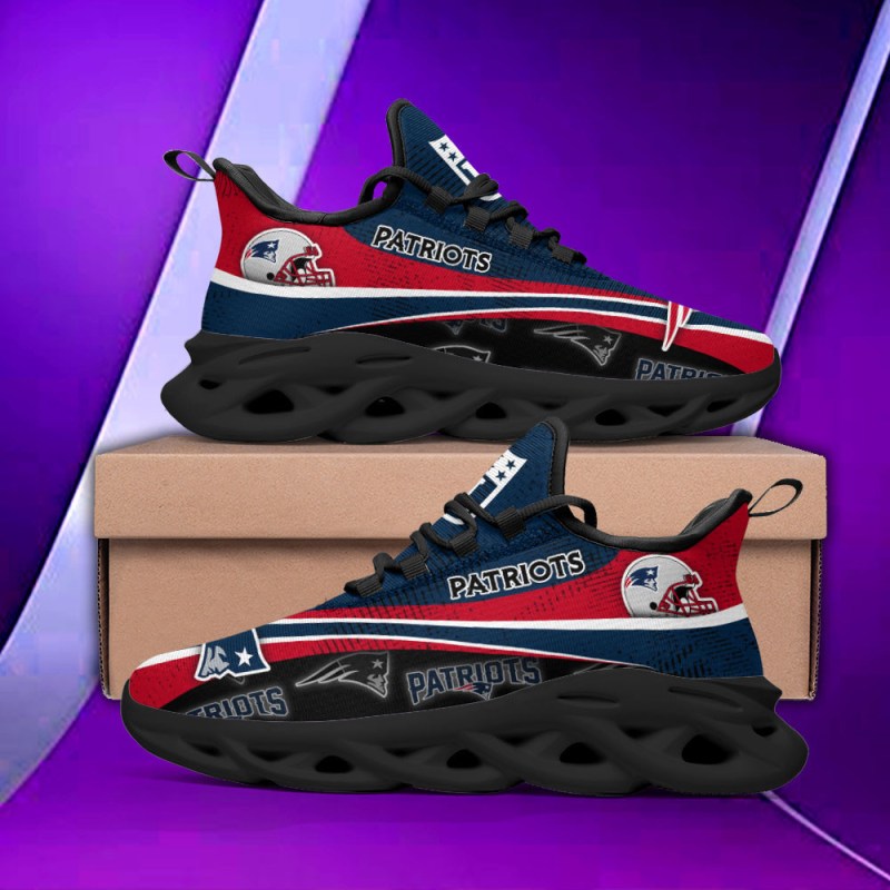 Stylish Design of New England Patriots Yezy Running Sneakers