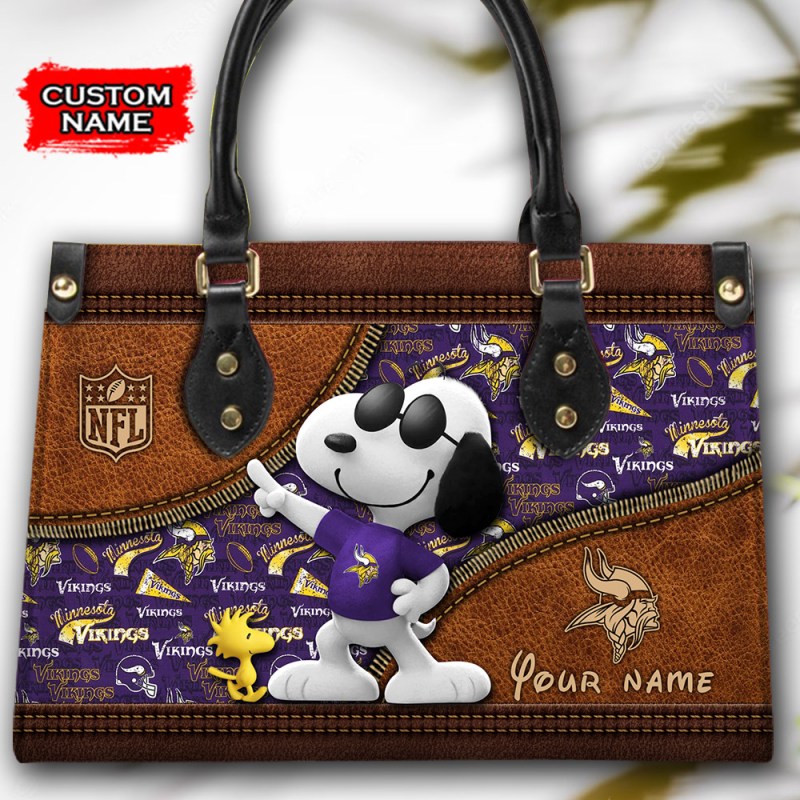 Minnesota Vikings Personalized Leather Hand Bag Image 2