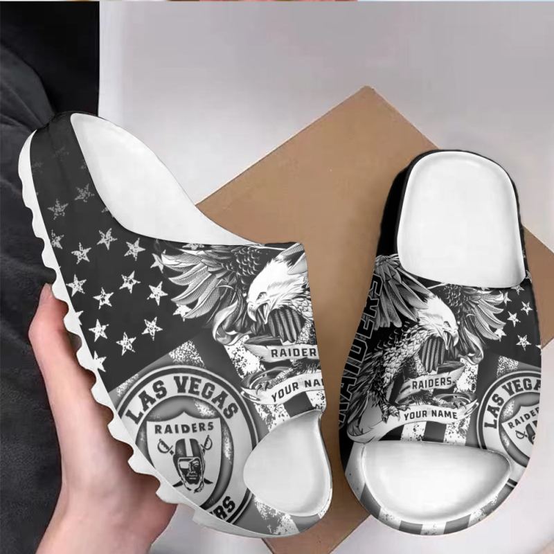 Las Vegas Raiders Stylish Slippers
