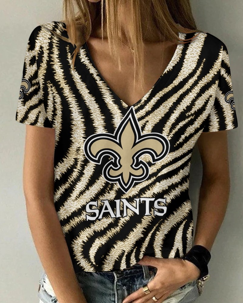 New Orleans Saints V-neck T-shirt Image 1