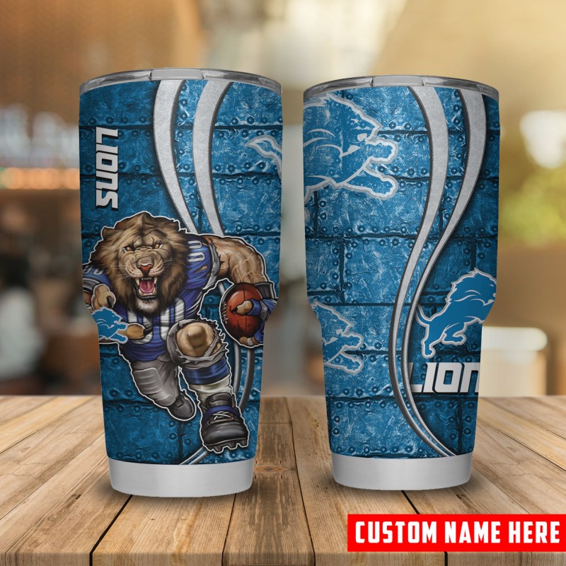 Close-Up of Detroit Lions Personalized Tumbler