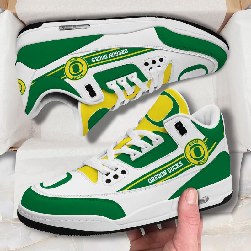 Oregon Ducks JD03 Shoe Image 1