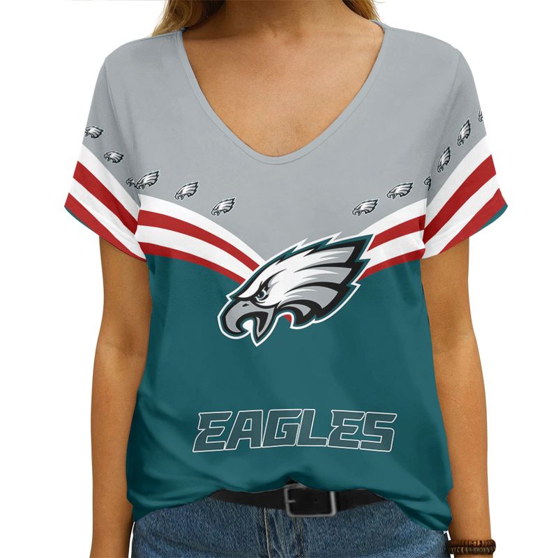 Philadelphia Eagles V-neck T-shirt