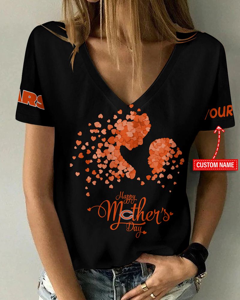 Chicago Bears Women's V Neck T-Shirt